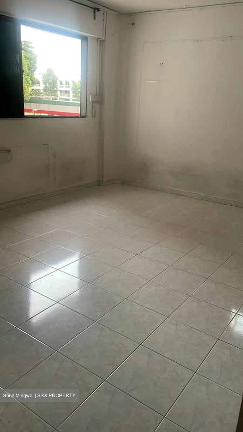 Blk 225 Jurong East Street 21 (Jurong East), HDB 3 Rooms #602793821